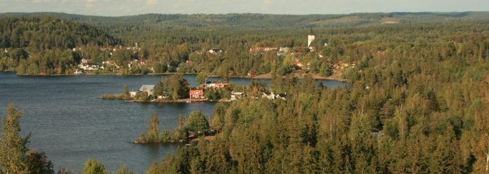 Virserumssjön und Ort Virserum, Smaland, Südschweden, nahe Vimmerby